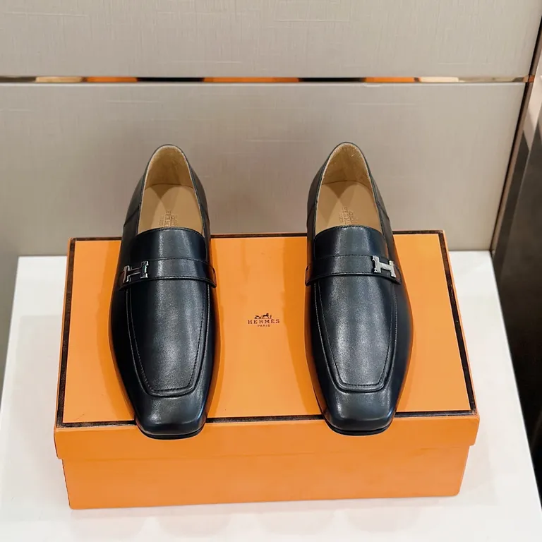 Hermes Shoe 